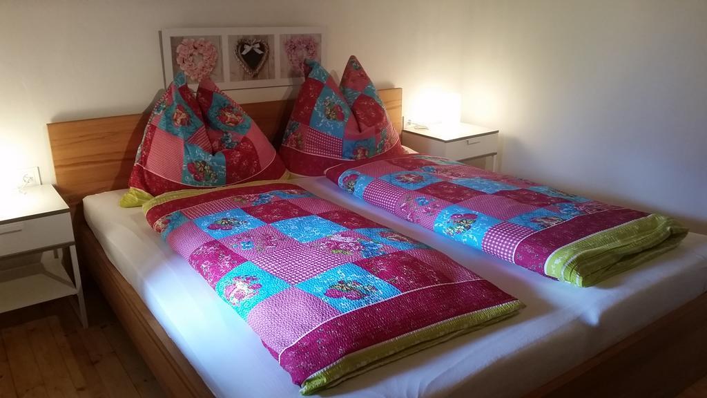 Ferienwohnung Holiday Lienz Værelse billede